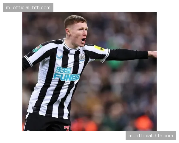 曼联多古3000万欧淘到宝 边路攻防俱佳盘活红魔两翼